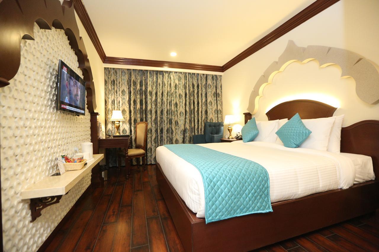 Comfort Inn Sapphire - A Inde Hotel Jaipur Exterior photo